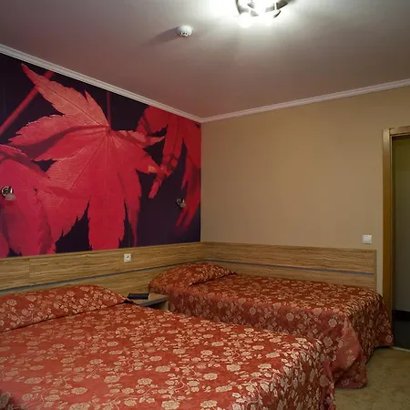 семеен опера מלון