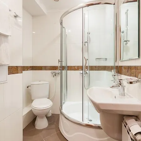 Otel семеен опера Burgaz