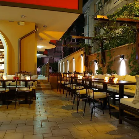 семеен опера בורגאס