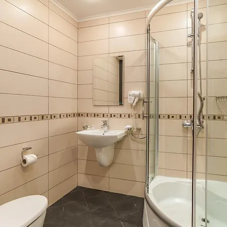 מלון семеен опера בורגאס