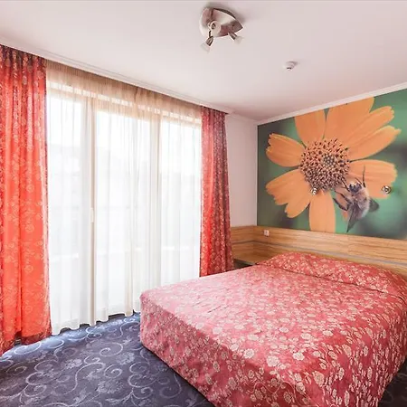 семеен опера 3* בורגאס