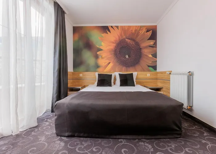 Hotel семеен опера Burgas City