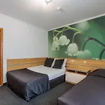 семеен опера Hotel