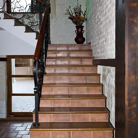 семеен опера