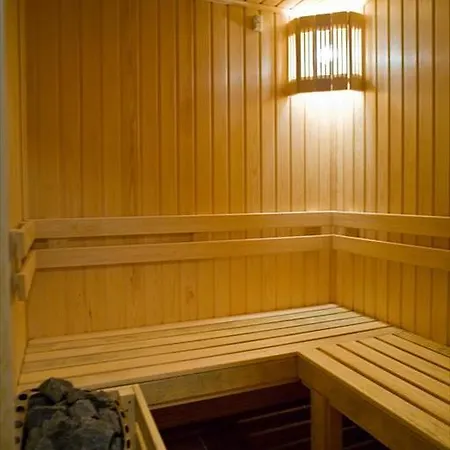 семеен опера מלון בורגאס