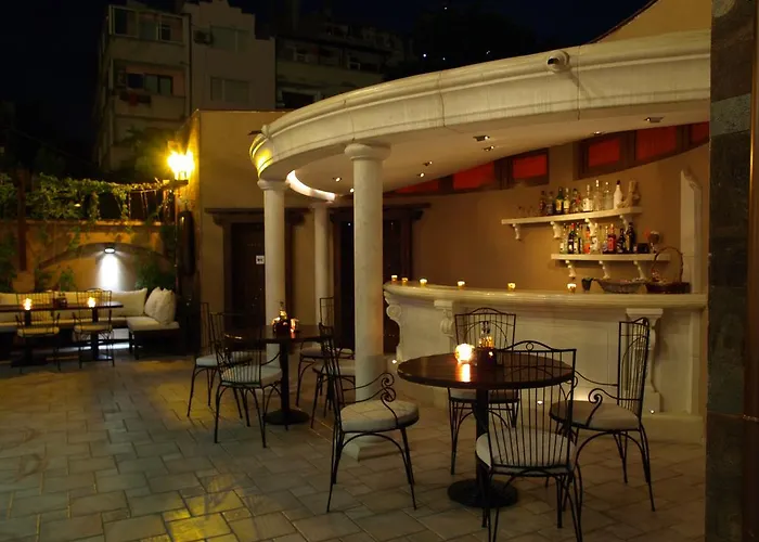 семеен опера Otel 3*