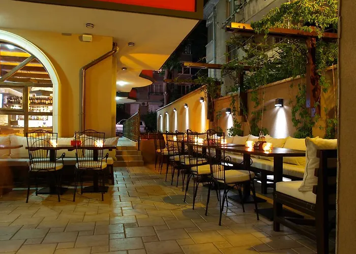 семеен опера Burgaz