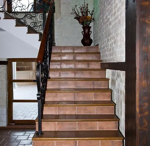 семеен опера