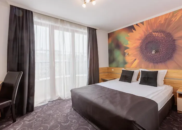 семеен опера Otel